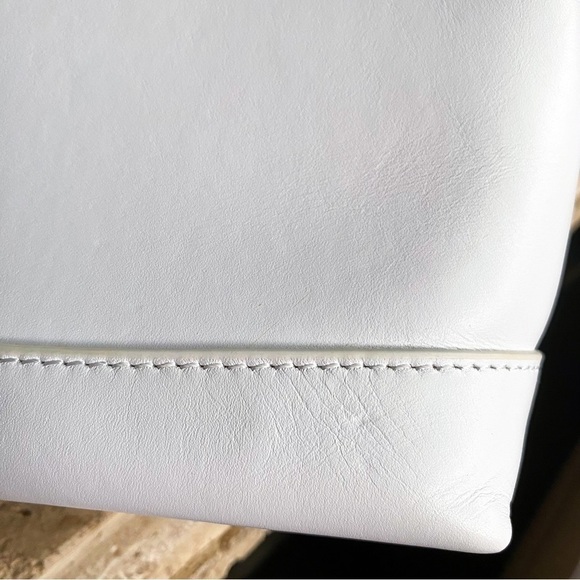 Anine Bing Bag Noah Shoulder Crossbody Chain Gold Leather Minimal White GUC - Picture 14 of 16